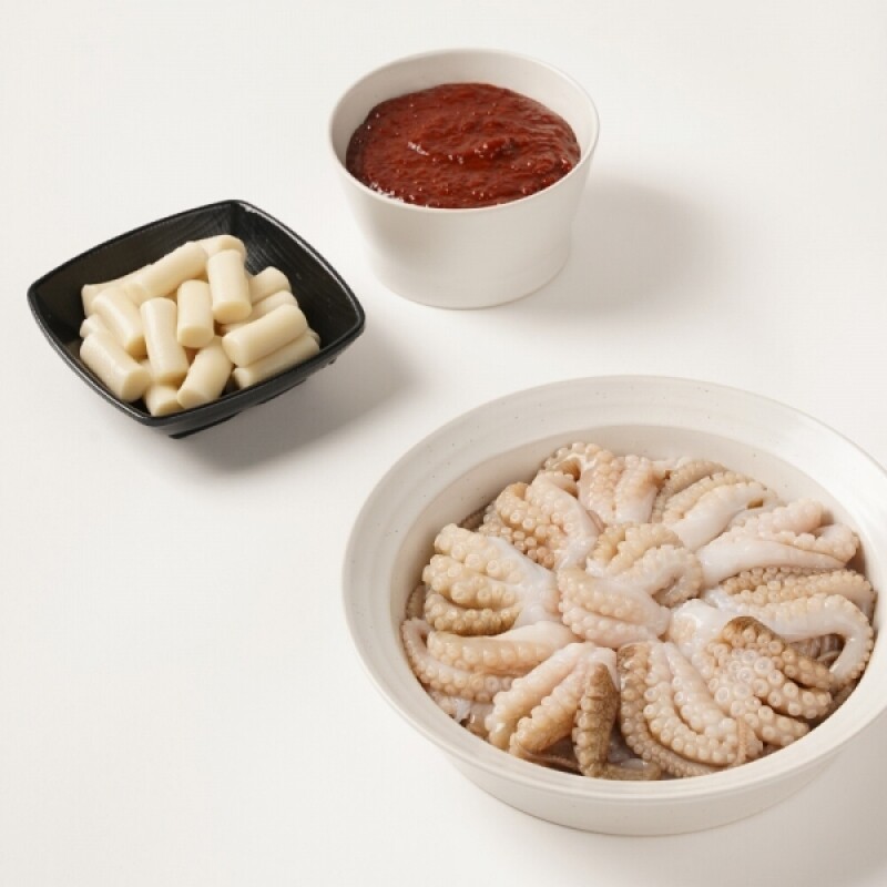 우주푸드빌몰 ,교동낙지 450gx2팩 캠핑요리 간편식 밀키트 간편조리 저녁 메뉴 덮밥  낙지볶음